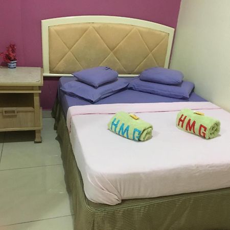 Hotel Morning Glory Кудат Экстерьер фото