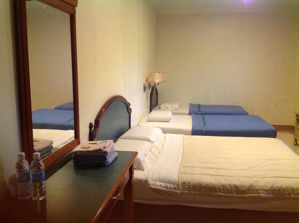 Hotel Morning Glory Кудат Экстерьер фото